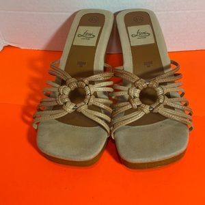 NWOT Women's Fioni Leather Straps Square Toe Slip On Sandal Size 8.5